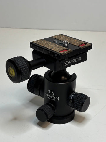 Used Giotto MH 1302 Pro Series II Socket & Ball Head